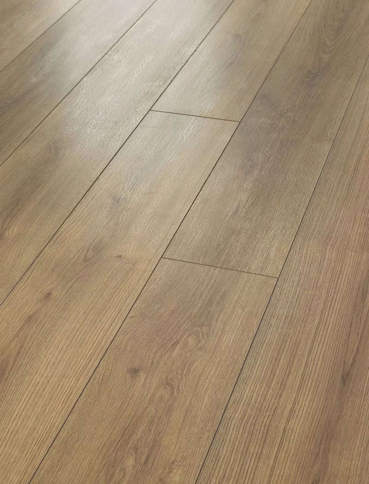 7.5" x 54" Laminate Wood Flooring L678076