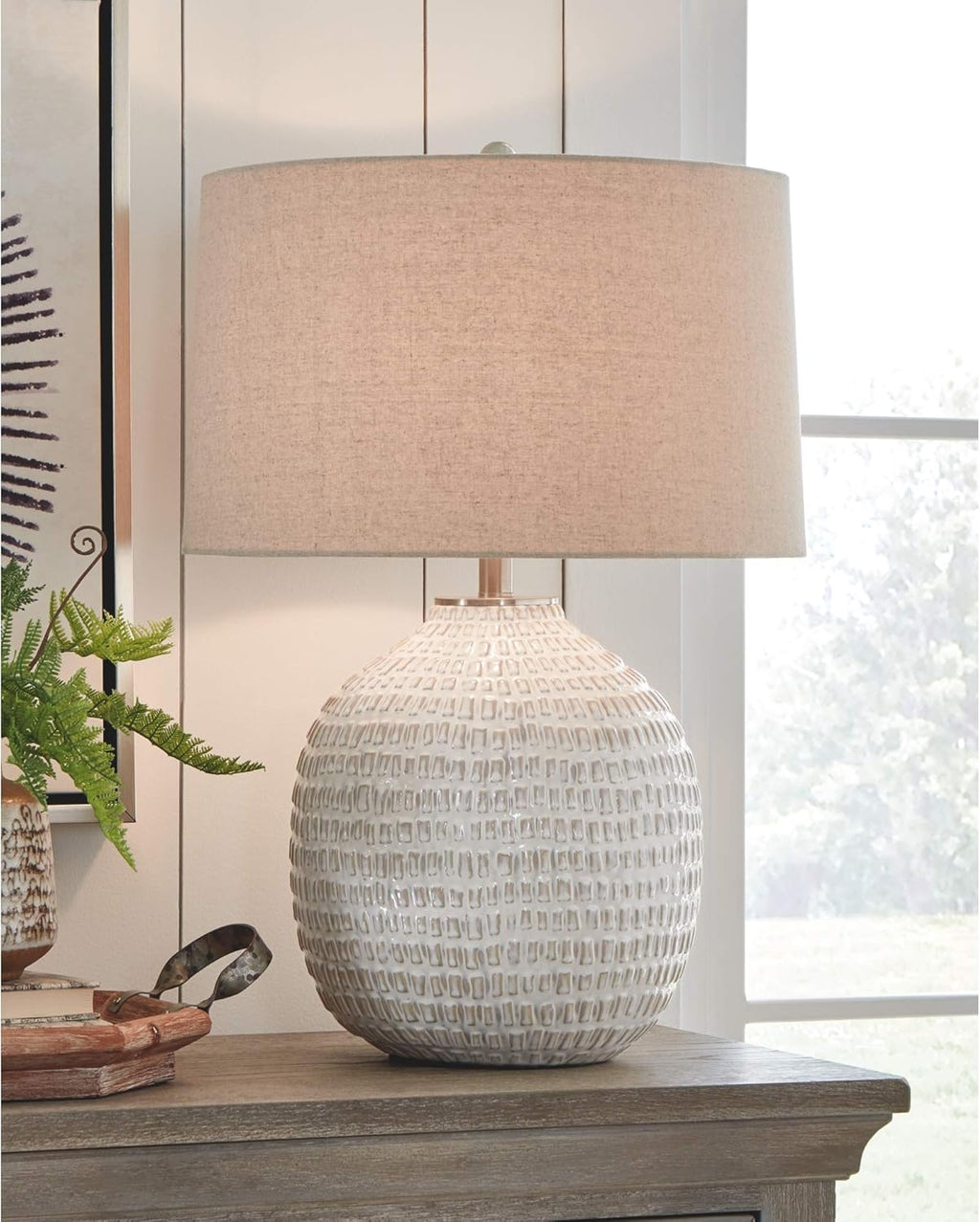 Beige Ceramic Table Lamp Q429