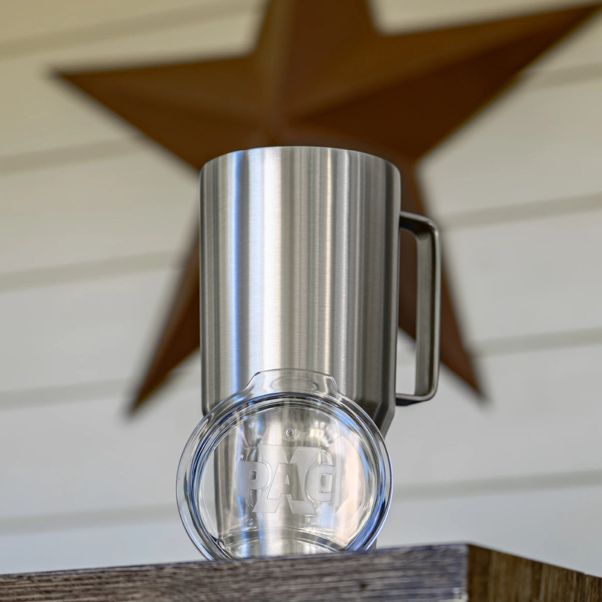 64 Ounce Stainless Steel Tumbler with Lid and Handle G326175