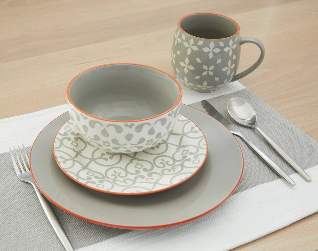 16 Piece Stoneware Dinnerware Set T98072