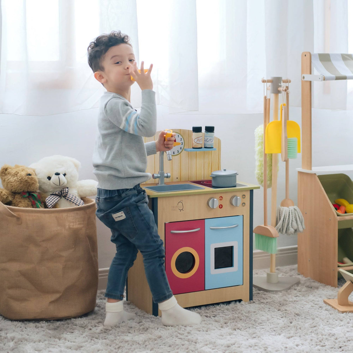 Wood Play Kitchen C814