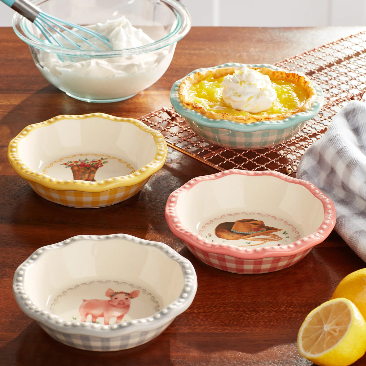 4 Pack Ceramic Pie Pan Set Q149240