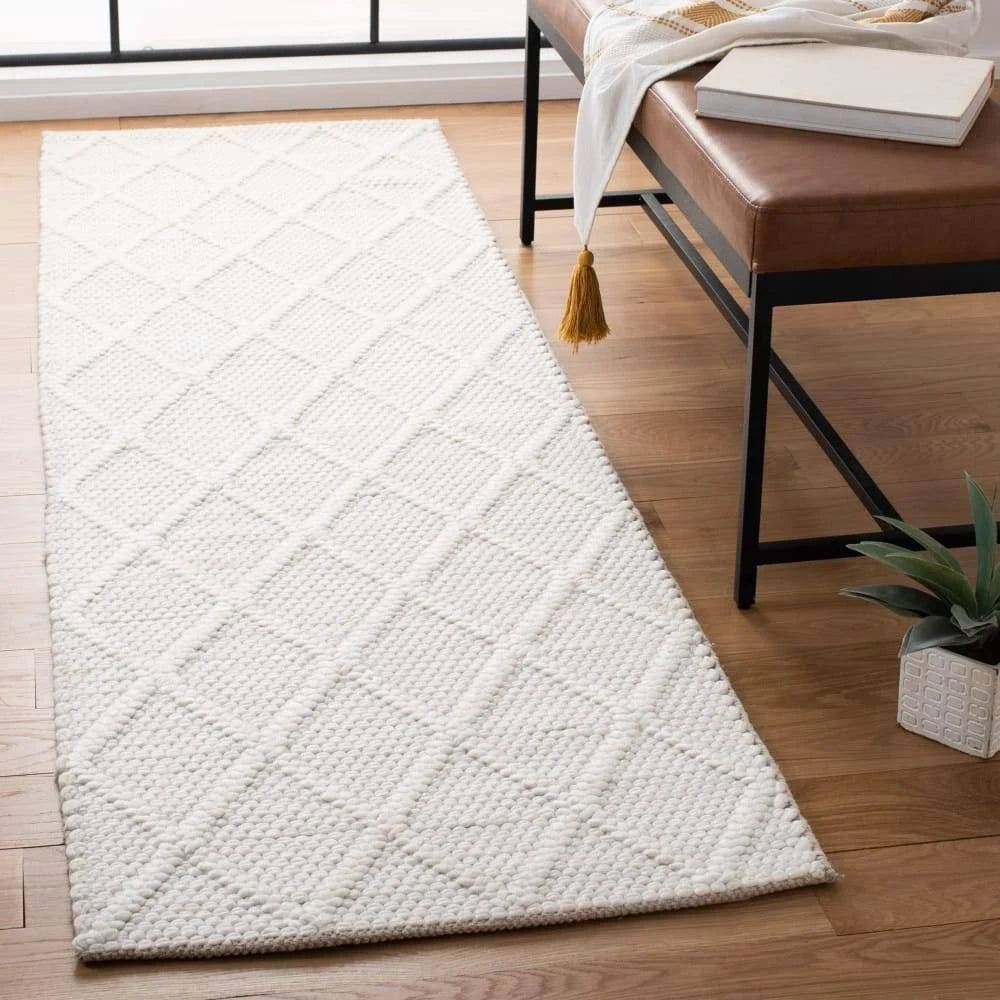 Ivory Runner D791102