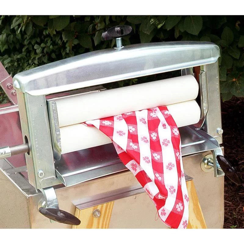 15 Gallon Laundry Hand Washer Tub and Wringer with Wooden Legs D2324