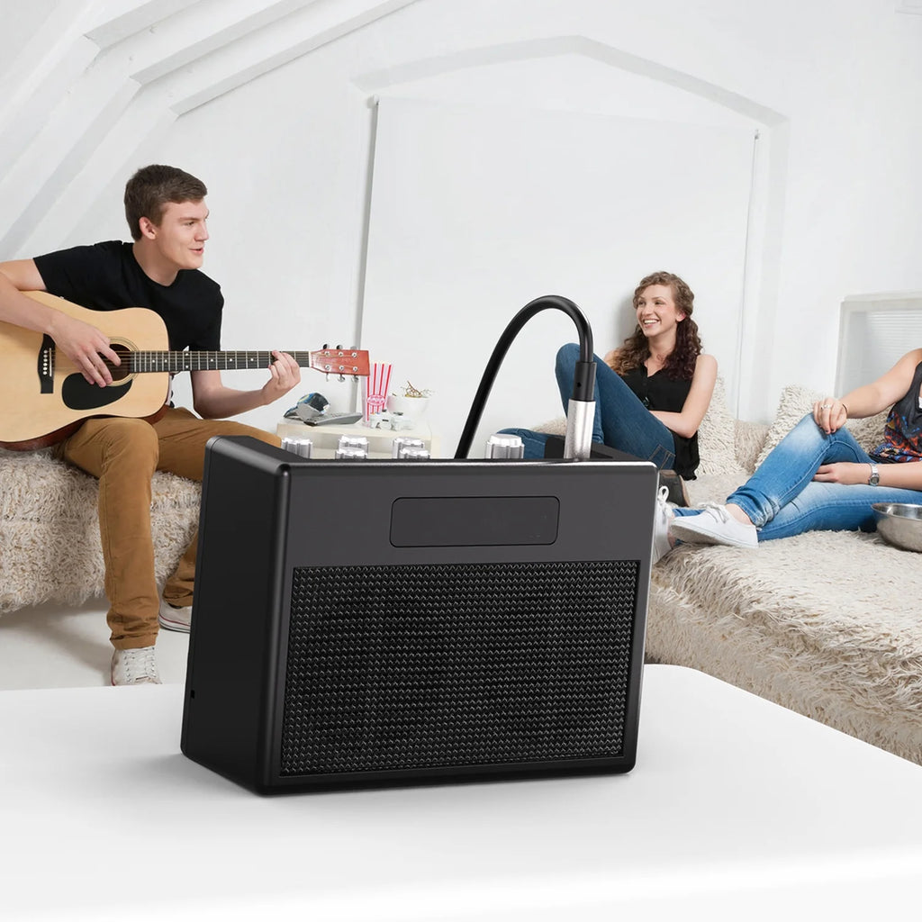 Portable Guitar Amplifier 5 Watt with Aux Input Headphone Output U43729