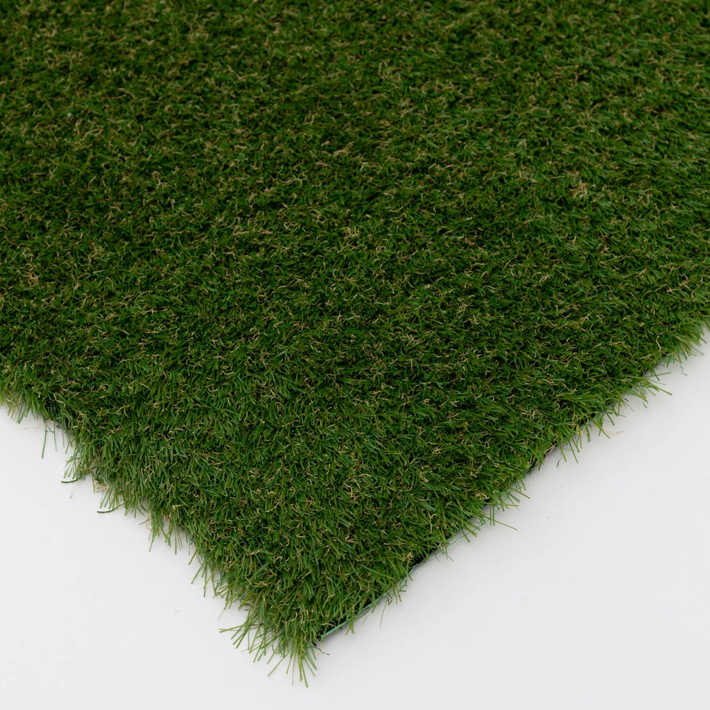 Green 8'x10' Faux Grass Rug O139012