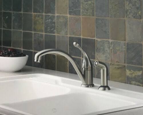 Stainless Steel Single Handle Kitchen Faucet with Spray D690